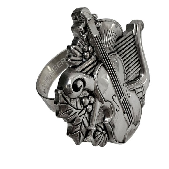Vintage Bombay Napkin Rings Set of Four Holly Violin Godinger Silver Tone - Picture 2 of 8